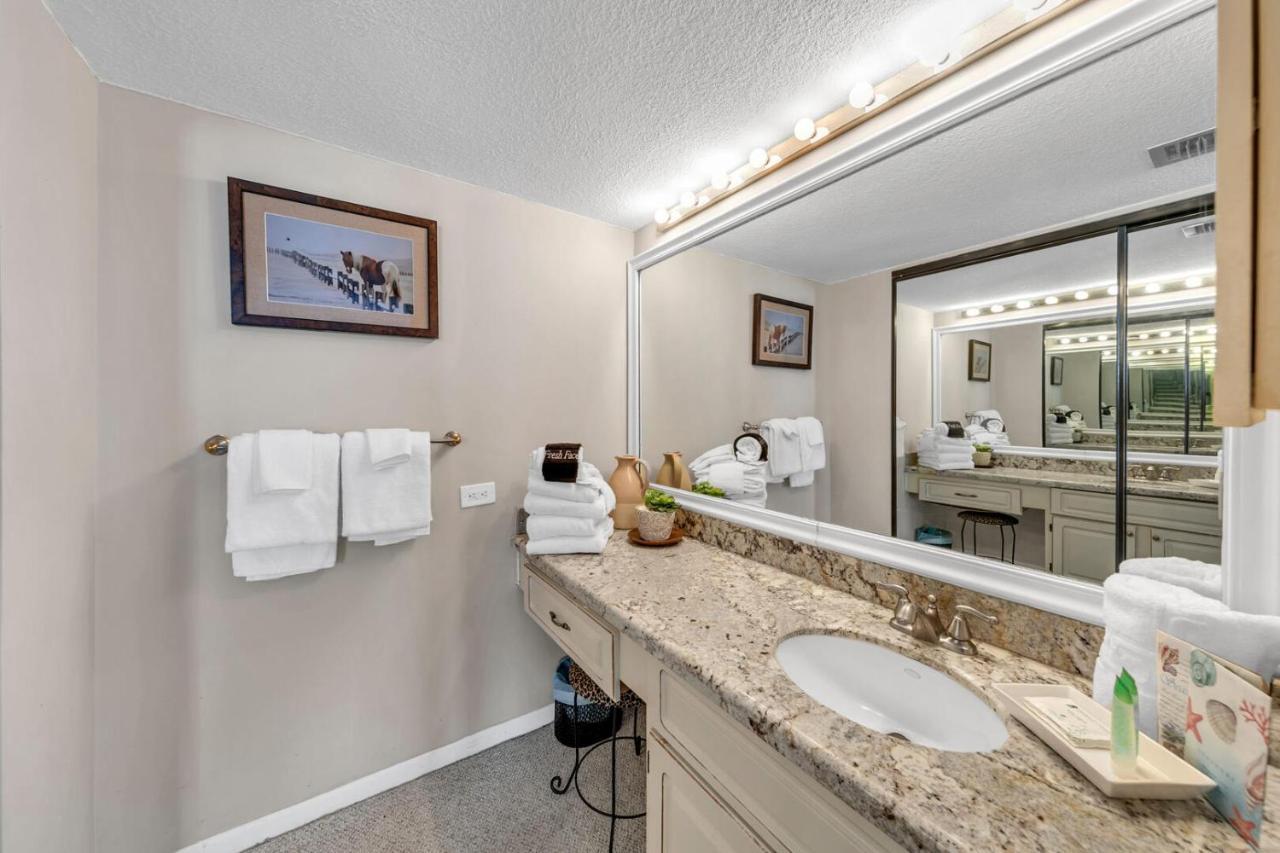 Mainsail 131 - Beachfront 2Br With Free Seasonal Beach Service Destin Ngoại thất bức ảnh